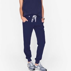 Figs jogger scrubs